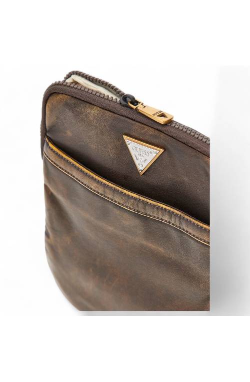 GUESS Bolsa MILANO Hombre Marrón - HMMIVPP4423DKB